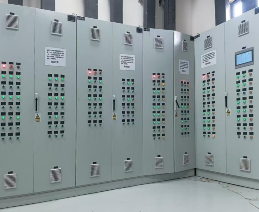 Power Distribution Cabinets & PLC Control Cabinets
